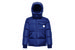 Moncler представил в рамках своей экологичной коллекции Moncler Grenoble Recycled новый пуховик из биоматериала: ткань, подкладка, пуговицы и молния в нем созданы из семян клещевины. Такой выбор сделан не случайно: это растение является устойчивым и возобновляемым природным ресурсом, и его использование в производстве одежды позволяет снизить выбросы углерода в атмосферу на 30%. В бренде также напоминают, что в рамках программы защиты окружающей среды вредные выбросы, возникающие в течение производственного цикла любого пуховика, компенсируются Moncler за счет поддерживаемого им проекта REDD+, ориентированного на сохранение тропических лесов Амазонки