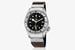 Модель Tudor Black Bay P01 имеет интересную историю создания и конкретный прообраз. В 1967 году компания, занимавшаяся поставкой часов для военно-морских сил разных государств, и в том числе ВМС США, получила от последних заказ на новую модель. В процессе реализации были созданы часы Commando с двунаправленным безелем, с повышенной защитой заводной головки и особо прочным креплением ремешка в корпусу. В итоге для поставки была выбрана другая дайверская модель Tudor, но разработки прототипа остались в архивах, и в 2019 году он получил вторую жизнь.