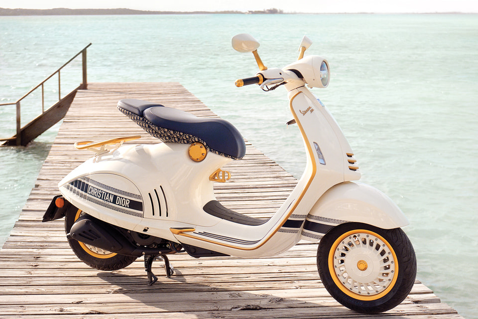Знаменитый скутер Vespa 946 – теперь с «тюнингом» от модного Дома Dior