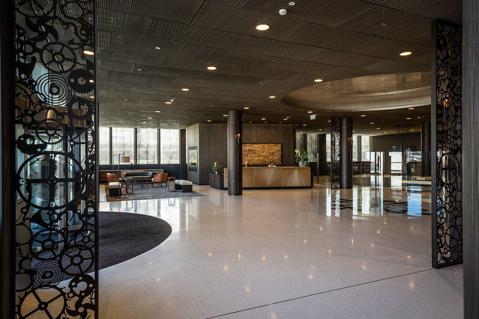 Под одной крышей PP6 на десяти этажах нового здания мануфактуры Patek Philippe разместится весь сложный цикл часового производства и административные отделы