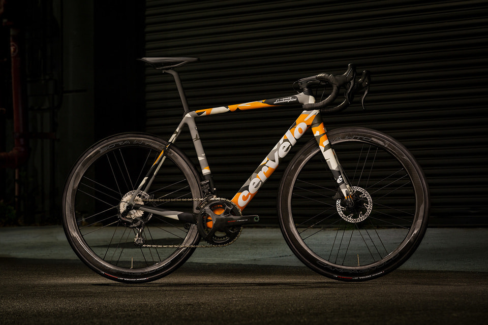 Модель Cervélo R5 Automobili Lamborghini Edition