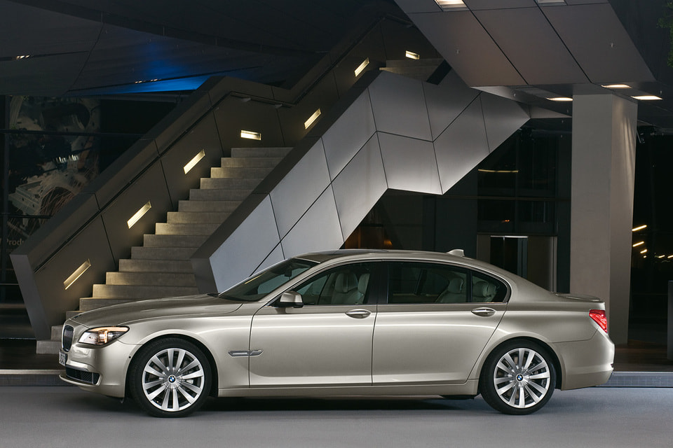 На втором месте – модель BMW 7-й серии