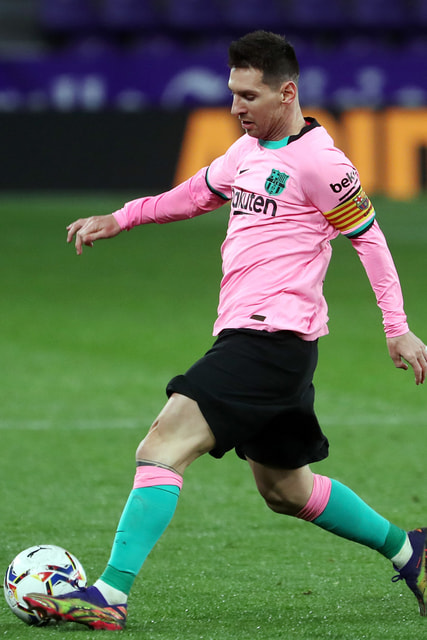 Лионель Месси забил свой рекордный 644-й гол  в матче «Барселона» против «Вальядолида» в бутсах adidas