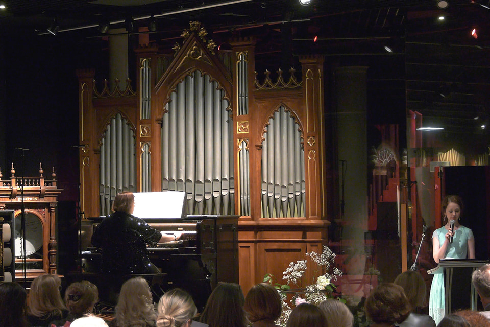 Большой филармонический орган Welte Philarmonic Organ был изготовлен в 1924 году