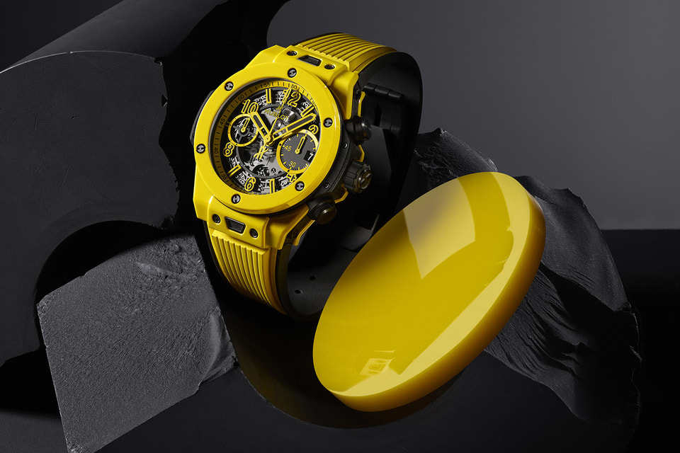 В 2021 году Hublot впервые представил часы Big Bang Unico Yellow Magic из керамики яркого, насыщенного желтого цвета