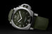 Часы Luminor Marina ESteel Verde Smeraldo от Panerai с 44 мм корпусом из стали ESteel, с автоматическим механическим калибром P.9010 и с водонепроницаемостью до 300 м