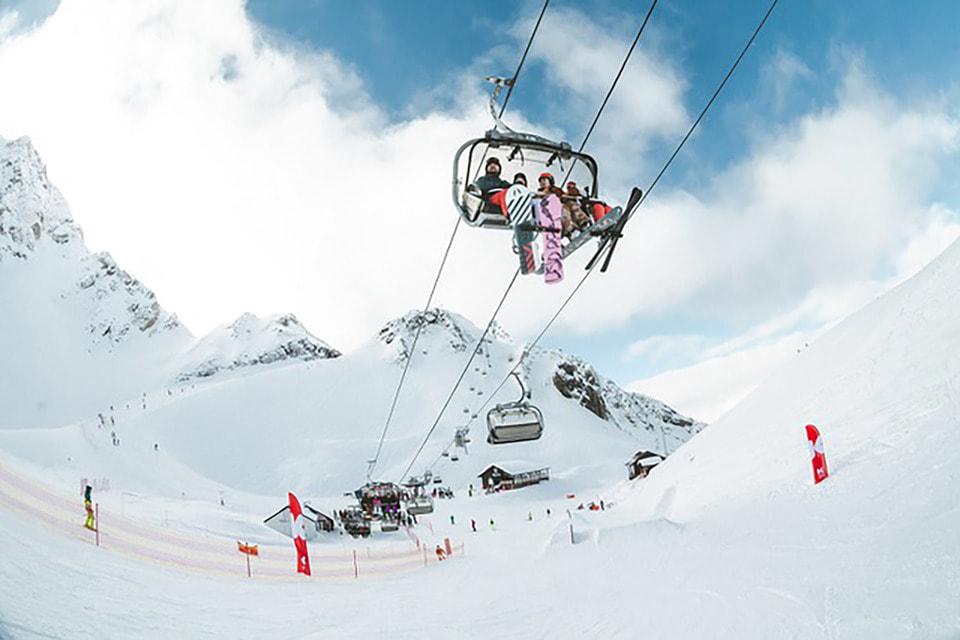 Купить сезонный ски-пасс по предпродаже можно только в онлайн-магазине курорта