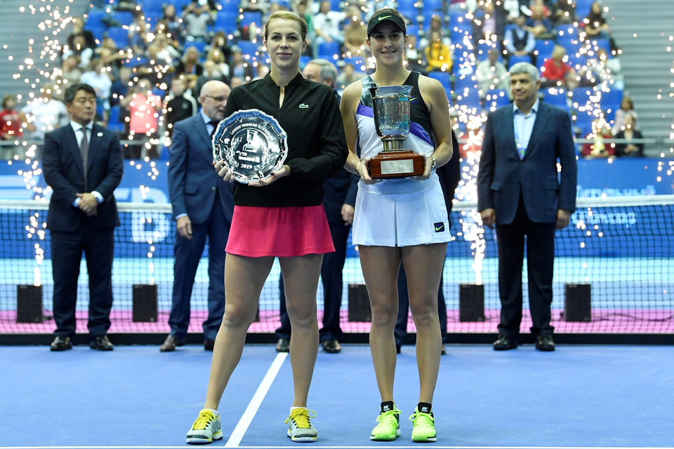 Анастасия Павлюченкова и Белинде Бенчич в финале «ВТБ Кубка Кремля» в 2019 году