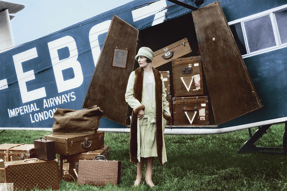 Первые пассажирские авиаперелеты в 1930-х годах совершались уже с багажом Louis Vuitton