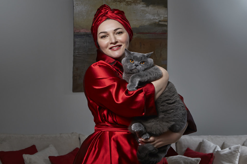 Оперная певица Хибла Герзмава – одна из героинь кампании «Забери друга из приюта»