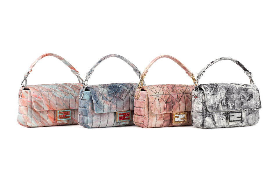 Индивидуальная адаптация предложена для всех трех версий сумки Baguette, каждая из которых реализована в четырех цветах