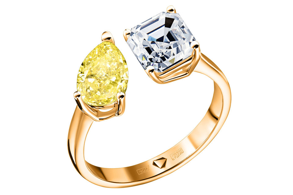 Кольцо Alrosa Diamonds из розового золота с желтым бриллиантом огранки «груша» и бесцветным бриллиантов огранки «подушка»