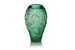 Ваза Poissons Combattants от Lalique из стекла изумрудного цвета