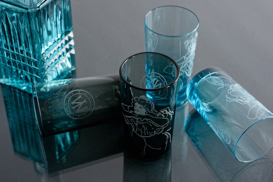 Эта серия стаканов из коллекционного хрусталя изготовлена специально к выставке «Брат Иван. Коллекции Михаила и Ивана Морозовых».