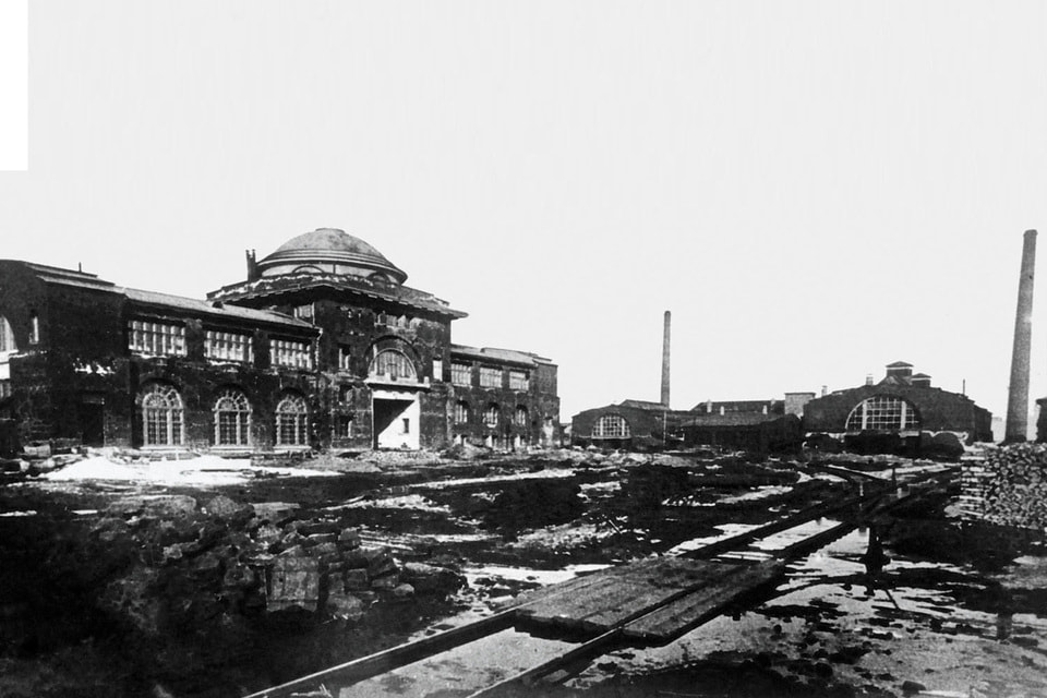 Здание завода АМО (ныне ОАО «Завод имени И. А. Лихачева») в 1926 году