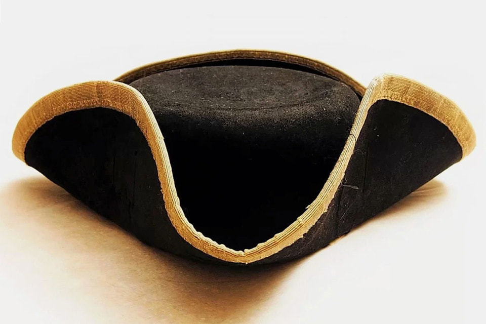Шляпа Петра II, фетр, галун. Франция, начало 18 в. 
