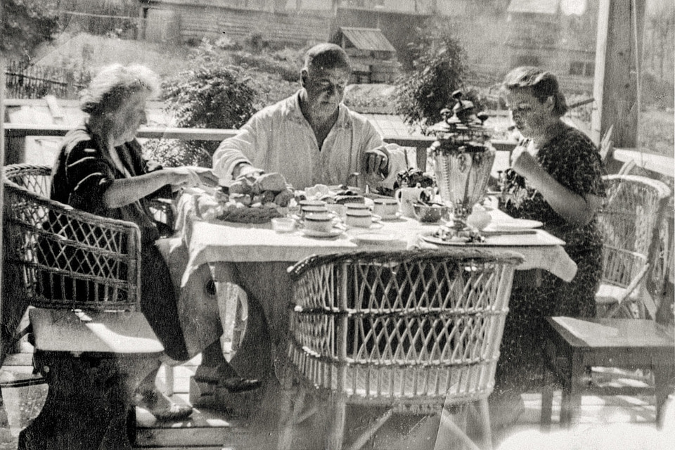 Надежда Ламанова, Алексей Замков и Вера Мухина, 1938 г.