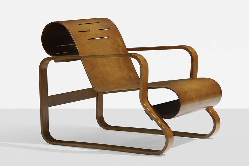 Кресло 41, более известное как кресло Paimio. Это одно из первых творений финского архитектора и дизайнера Алвара Аалто