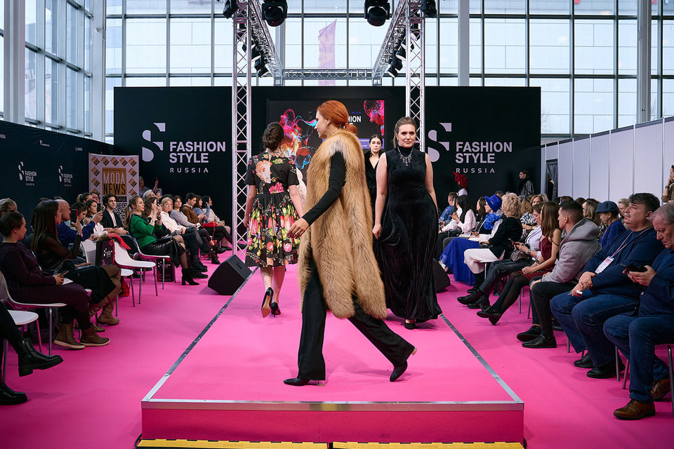 В рамках Fashion Style Russia также пройдут ежедневные модные показы Fashion Style Podium