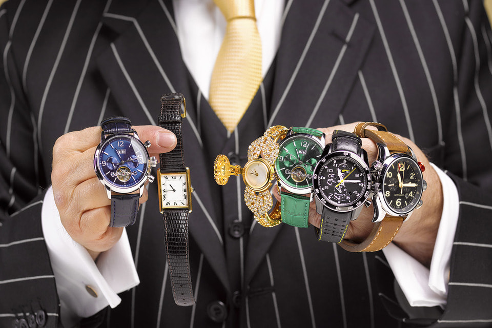 Часы являются одним из самых «удобных» объектов для спекуляций и мошеннических схем