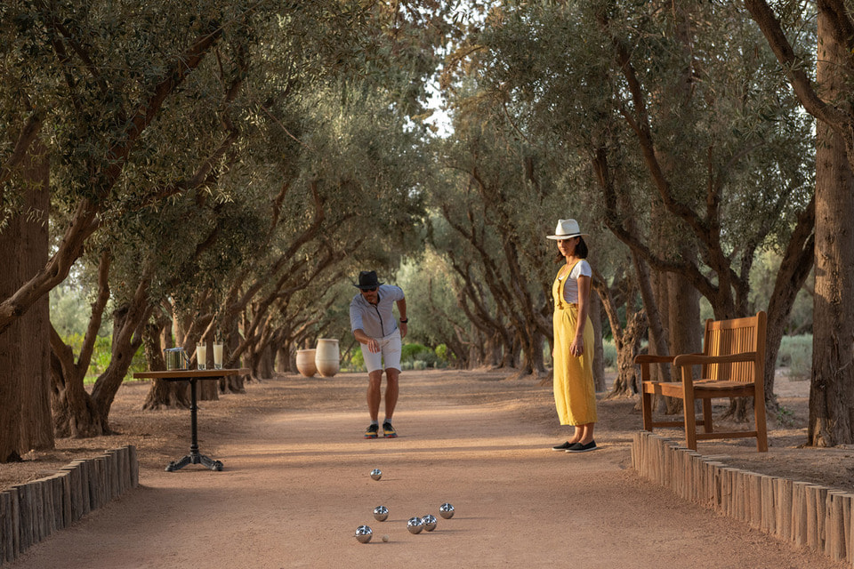 Петанк в саду курорта The Oberoi, Marrakech