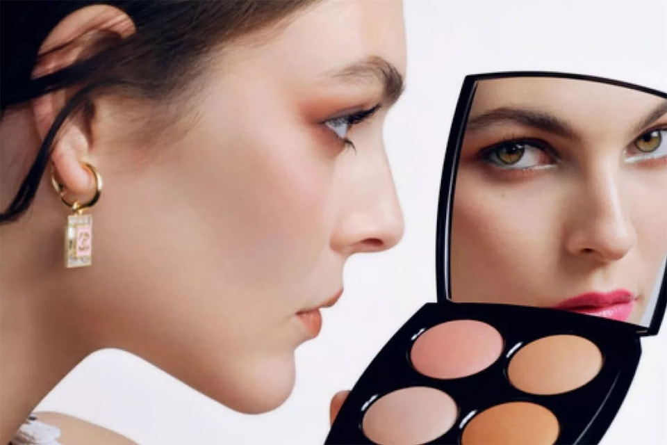 Электронный логотип Chanel будет использоваться на всех ключевых платформах, включая универмаги и магазины косметики